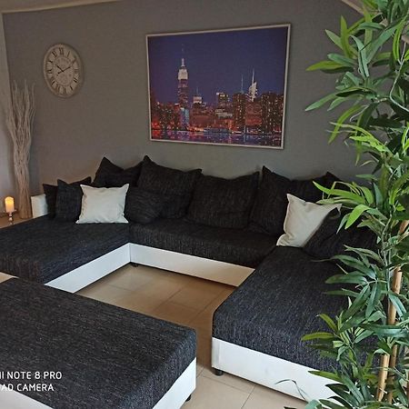 Sky Night Loft Appartement Düren - Eifel Buitenkant foto