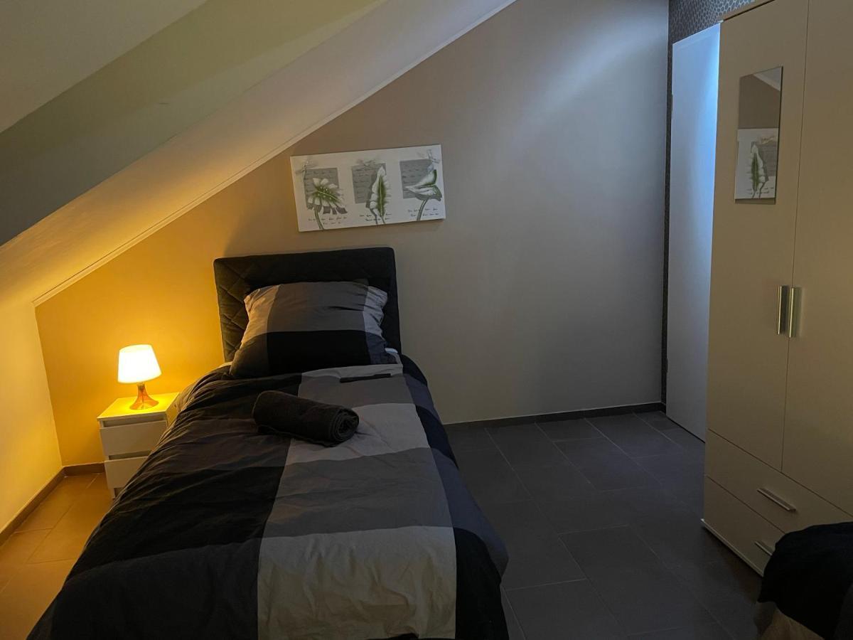 Sky Night Loft Appartement Düren - Eifel Buitenkant foto