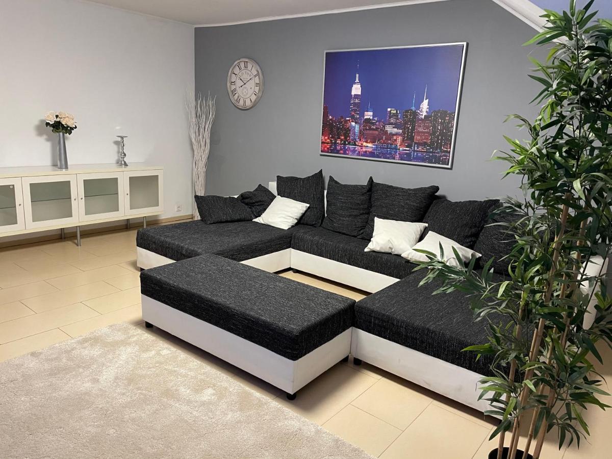 Sky Night Loft Appartement Düren - Eifel Buitenkant foto